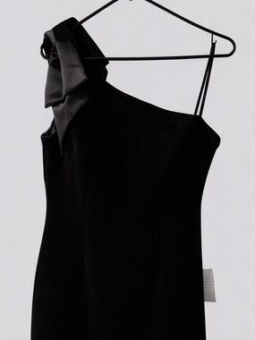 Eliza J Black One-Shoulder Bow-Accent Cocktail Dress